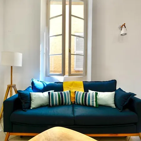 Old Town Apartment Antibes